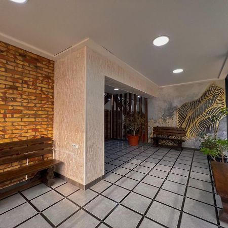 Комплекс Гостиниц Athletic Taraz Exterior foto